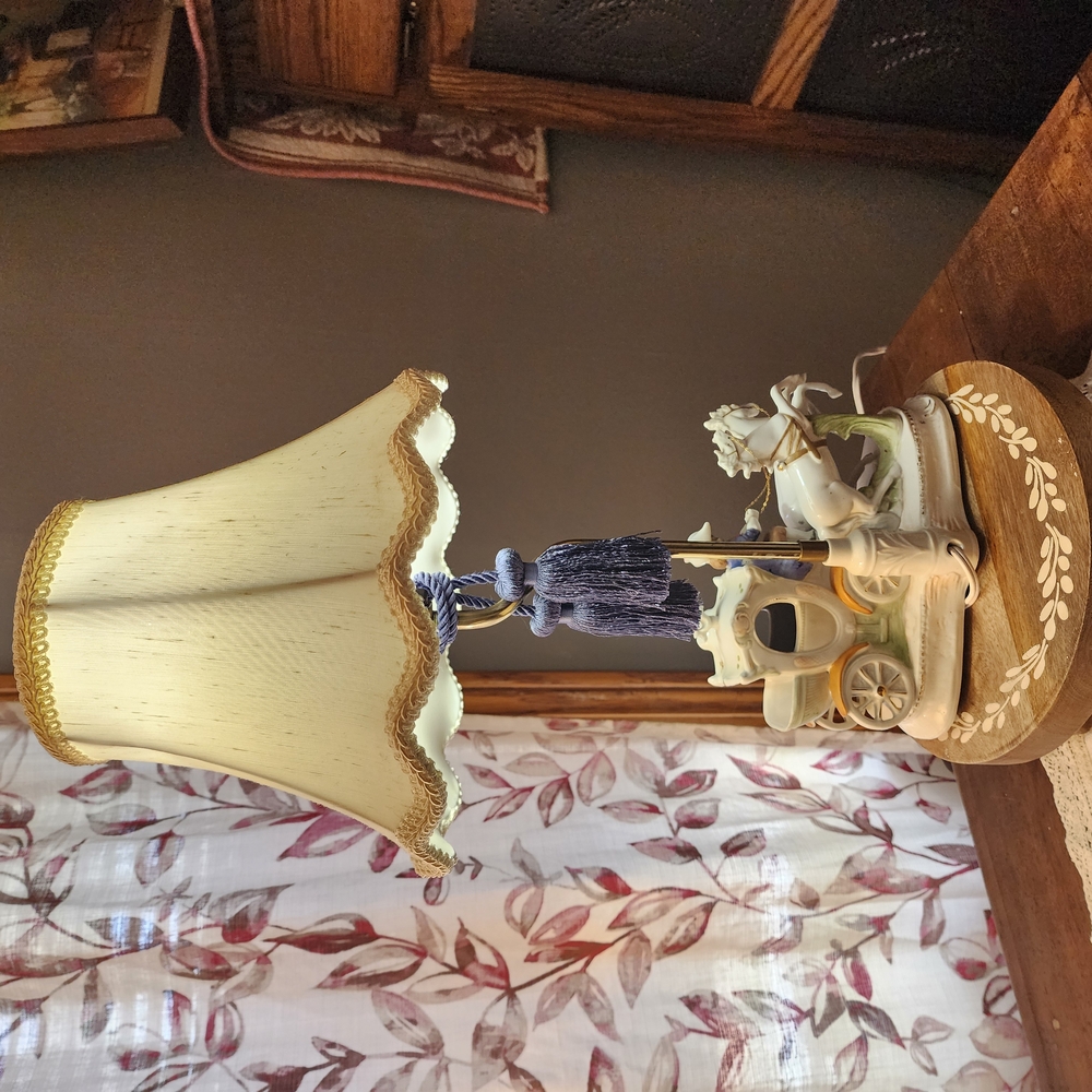 Vintage Horse Carriage Table Lamp with Cream Shade